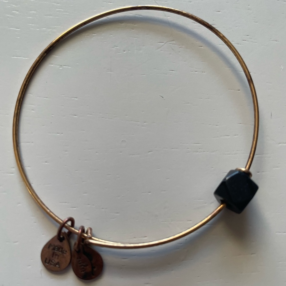 Alex and Ani Onyx bead bangle